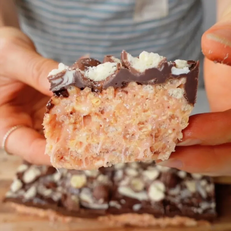 Malteser Rice Krispie Treats (No‑Bake Chocolate Slice)