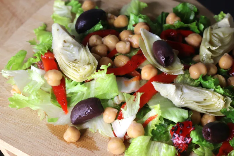 Mediterranean Chickpea Salad