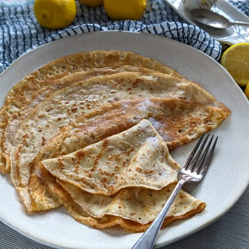 Classic Gluten Free Pancakes/Crepes (Only 3 Ingredients)