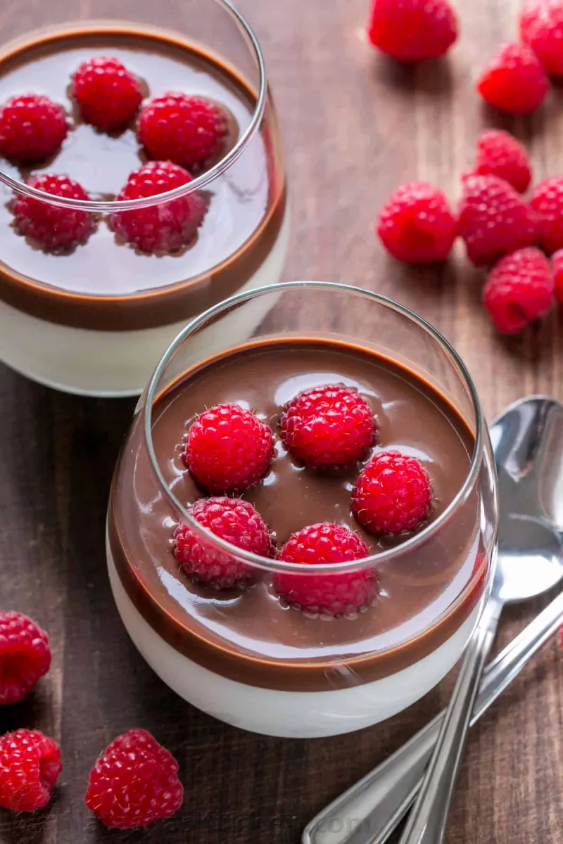 Vanilla Mousse with Chocolate - VIDEO Recipe