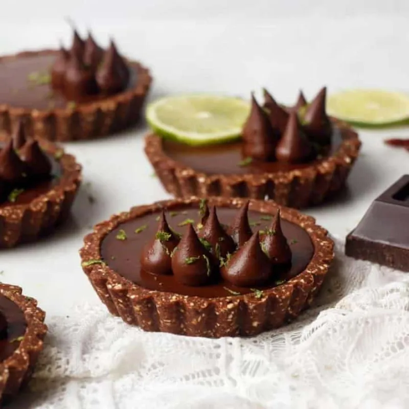 Chili Lime Chocolate Tarts (vegan & gluten-free)