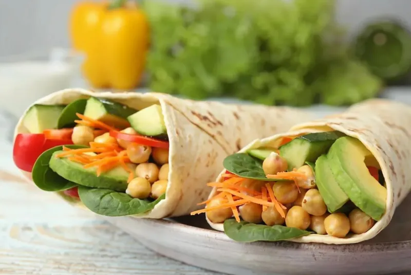 Chickpea & Avo Wrap