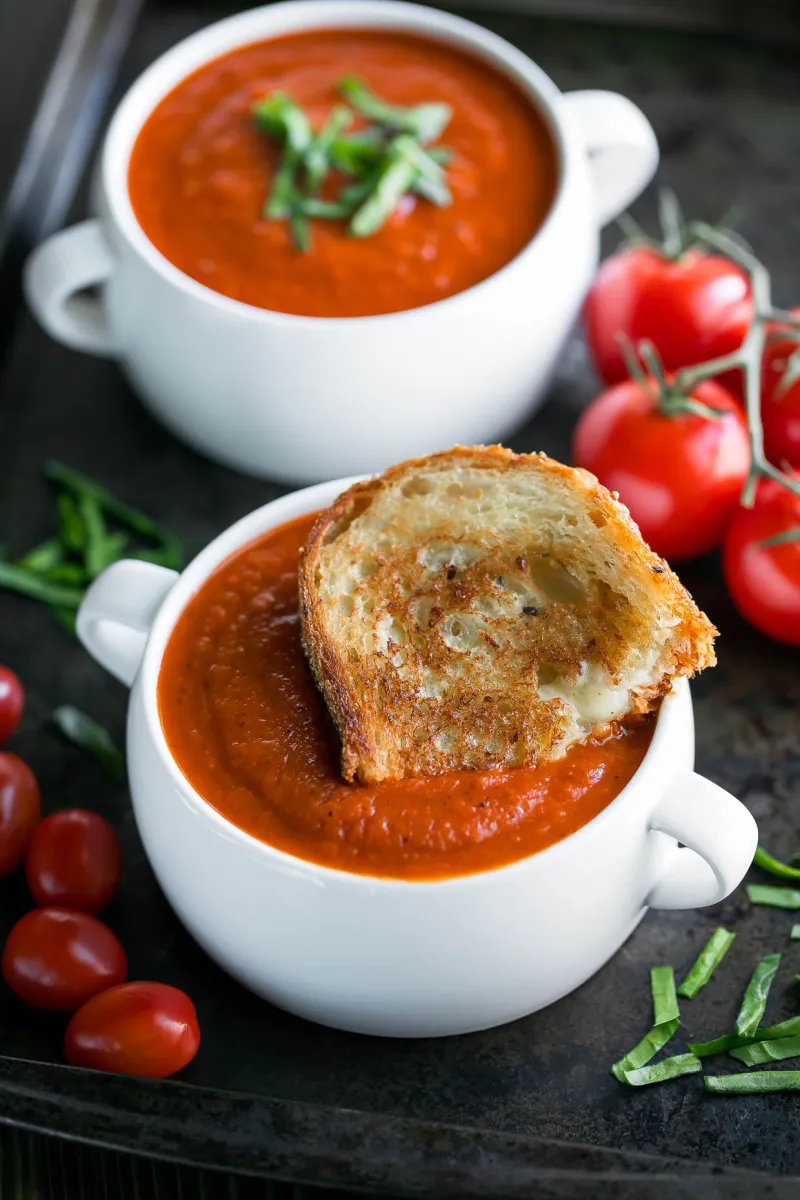 Instant Pot Tomato Soup