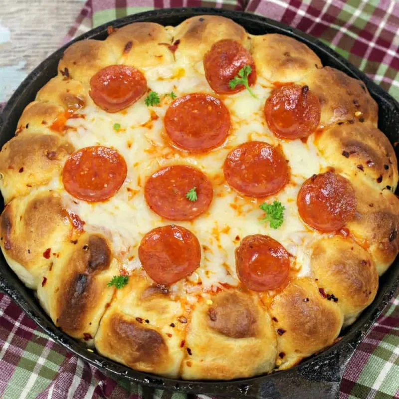 Garlic Bread Pizza Dip