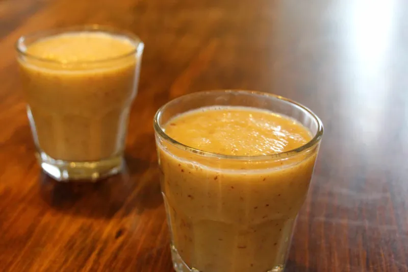 Spiced apple smoothie