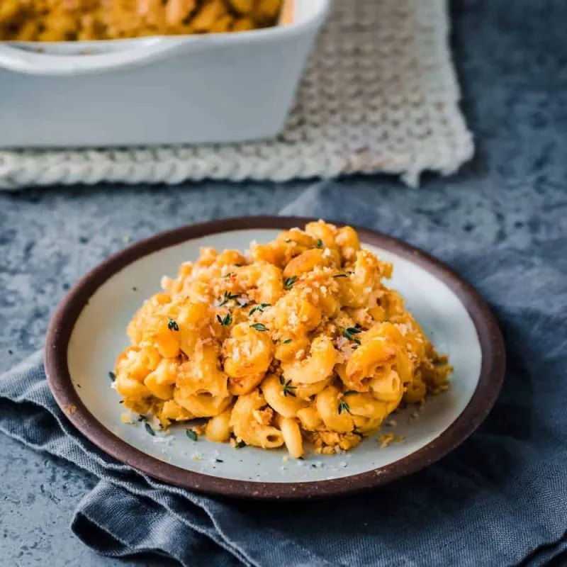 Crispy Baked Vegan Mac and Cheese