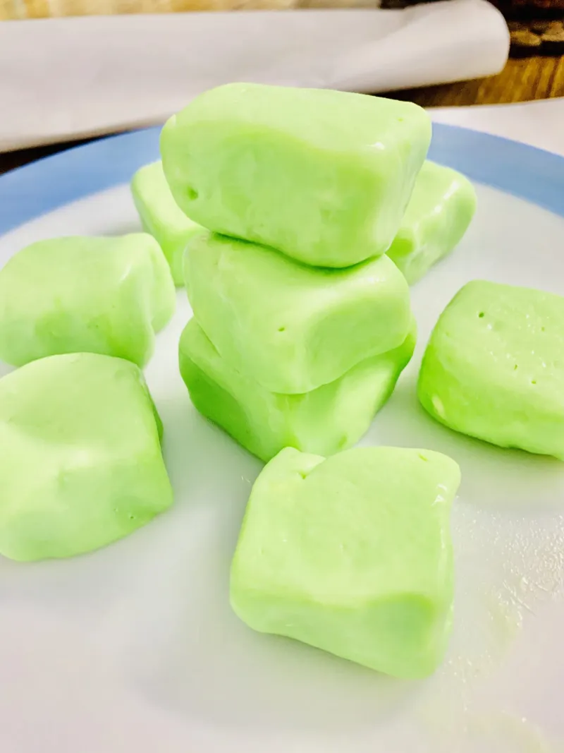 White Chocolate Mint Fudge