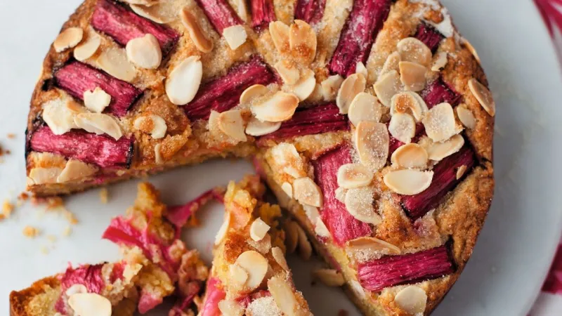 Rhubarb and almond cake
