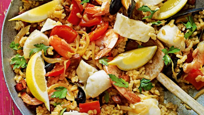 Seafood and chorizo paella 