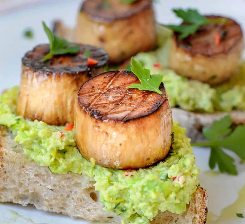 Vegan "Scallops" and Crushed Edamame on Toast