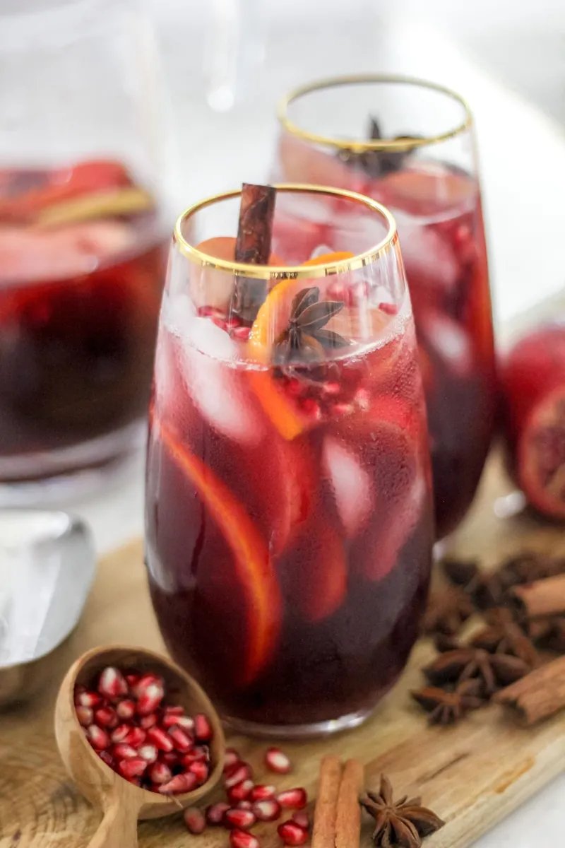 Spiced Autumn Apple Sangria