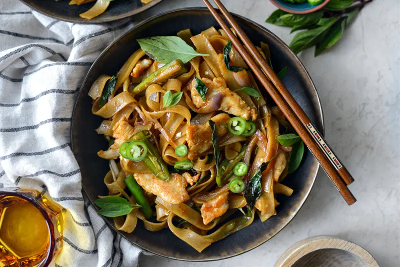 Drunken Noodles with Chicken