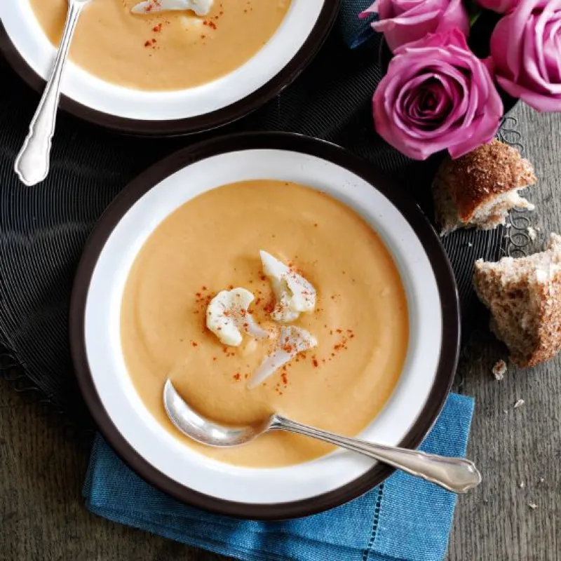 Cauliflower cheese soup