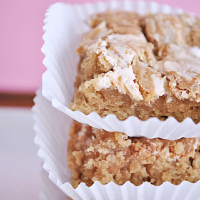 Fluffer Nutter Blondies