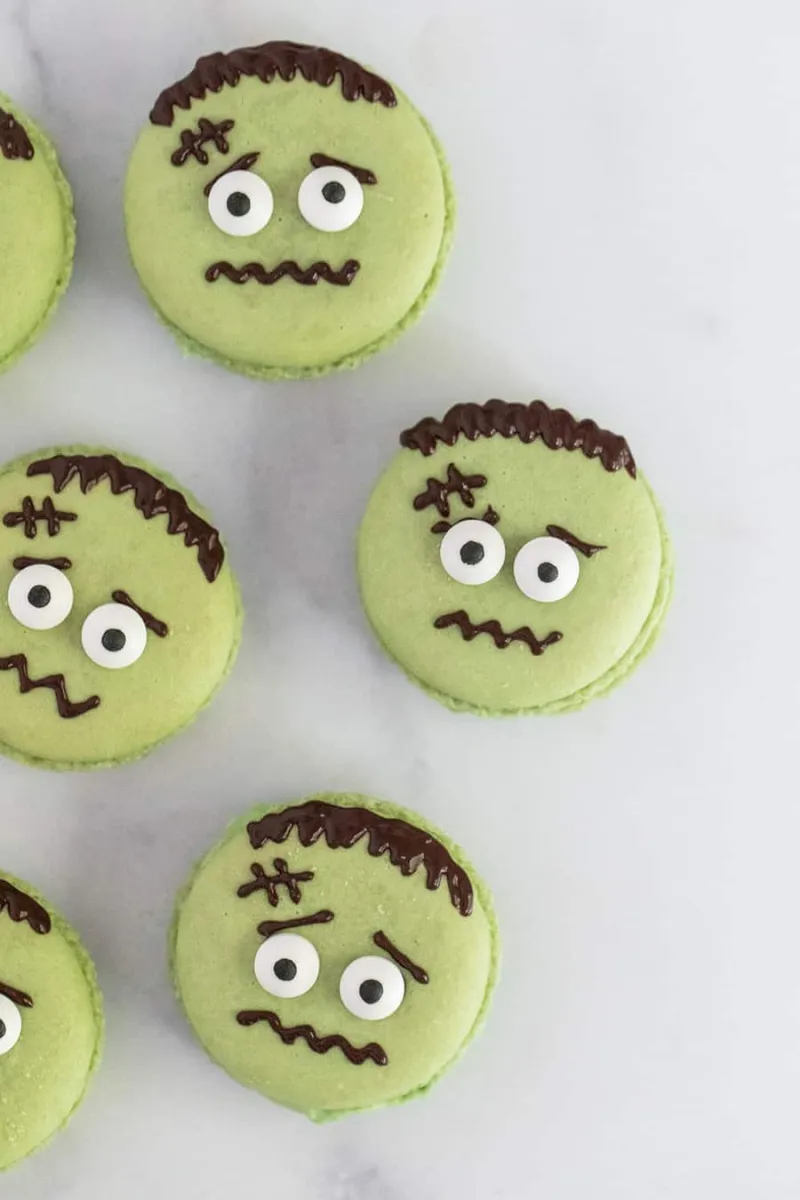 Frankestein Macarons