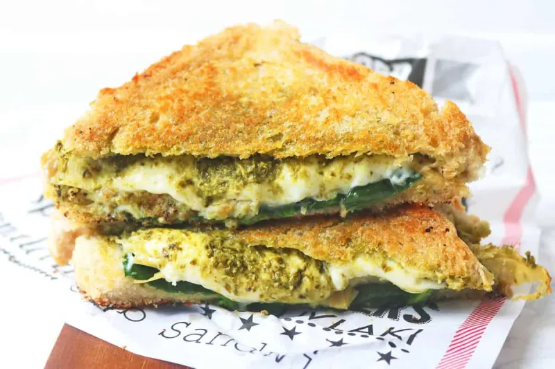 Spinach, Artichoke and Pesto Grilled Cheese Toastie