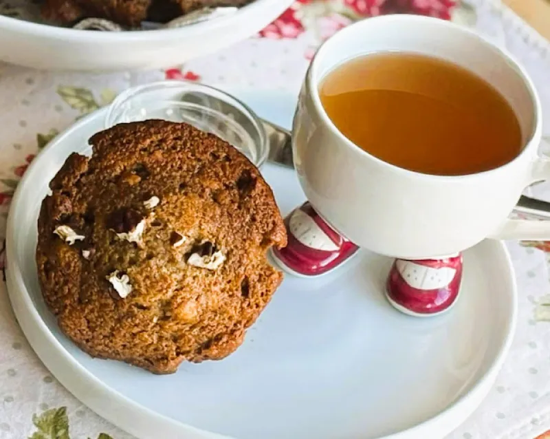 Applesauce Nut Muffins (small batch)