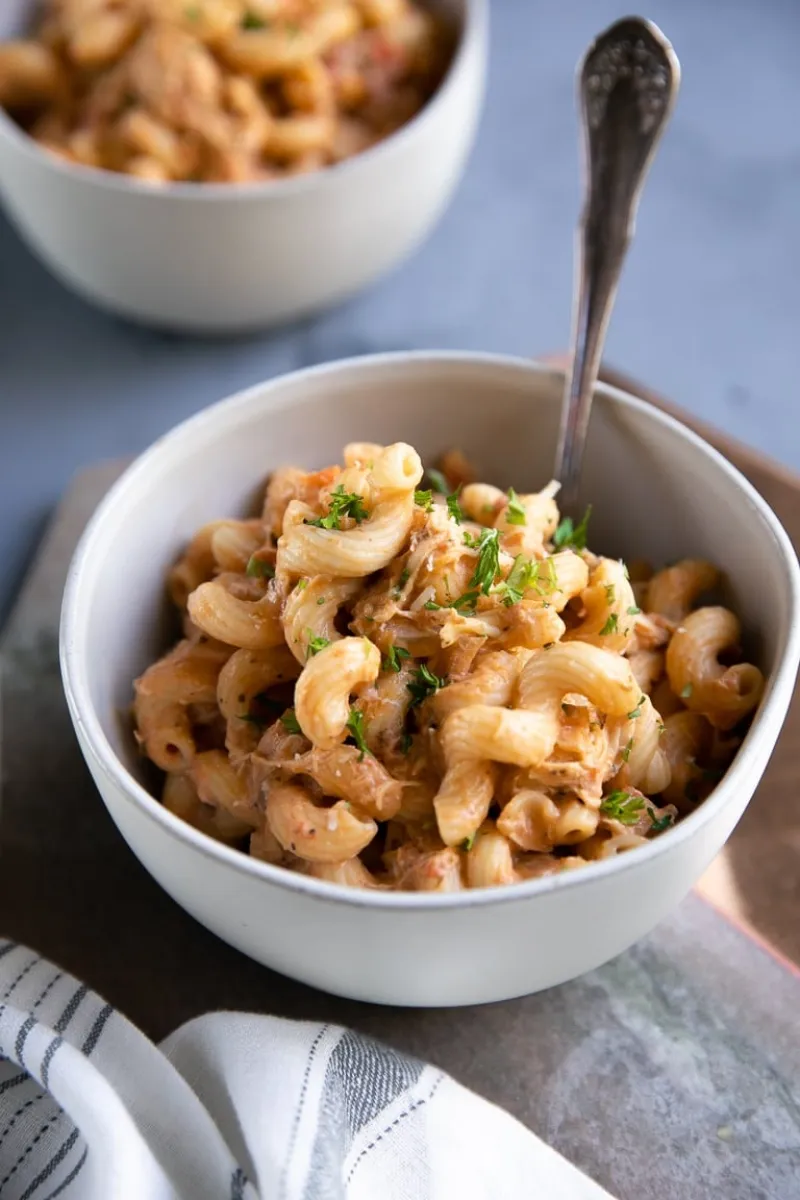 Slow Cooker Creamy Chicken Pasta Recipe