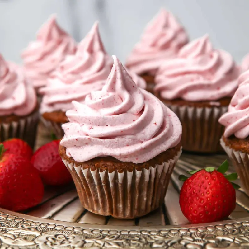 Vegan Strawberry Cupcakes