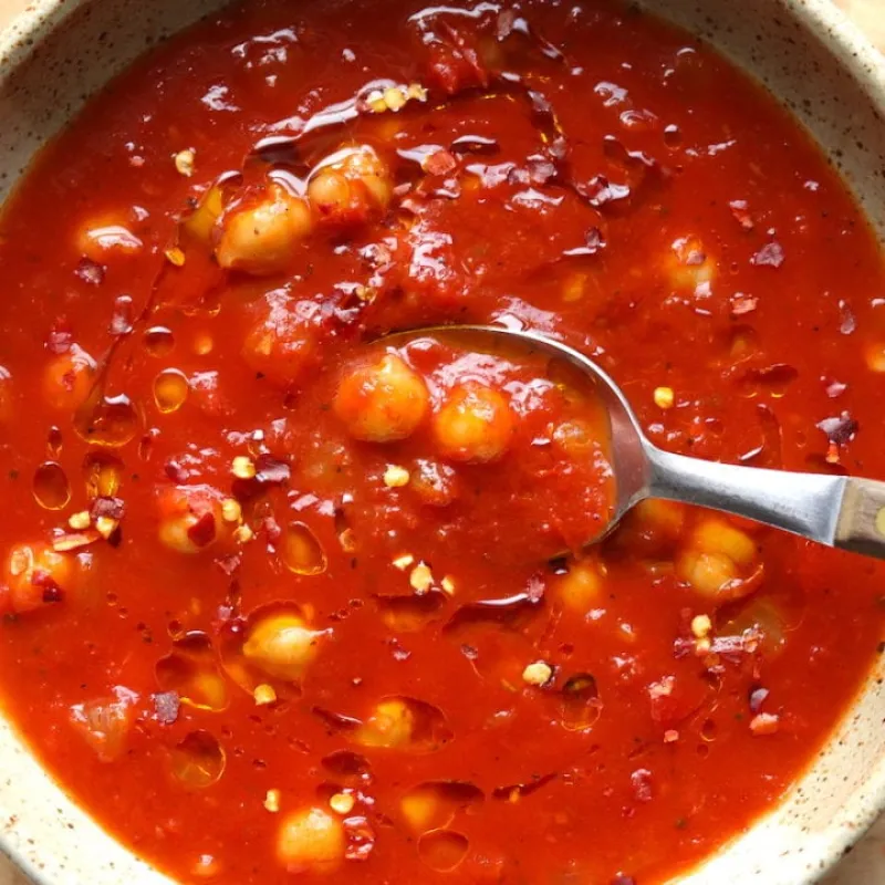 Spicy Tomato and Chickpea Soup Recipe