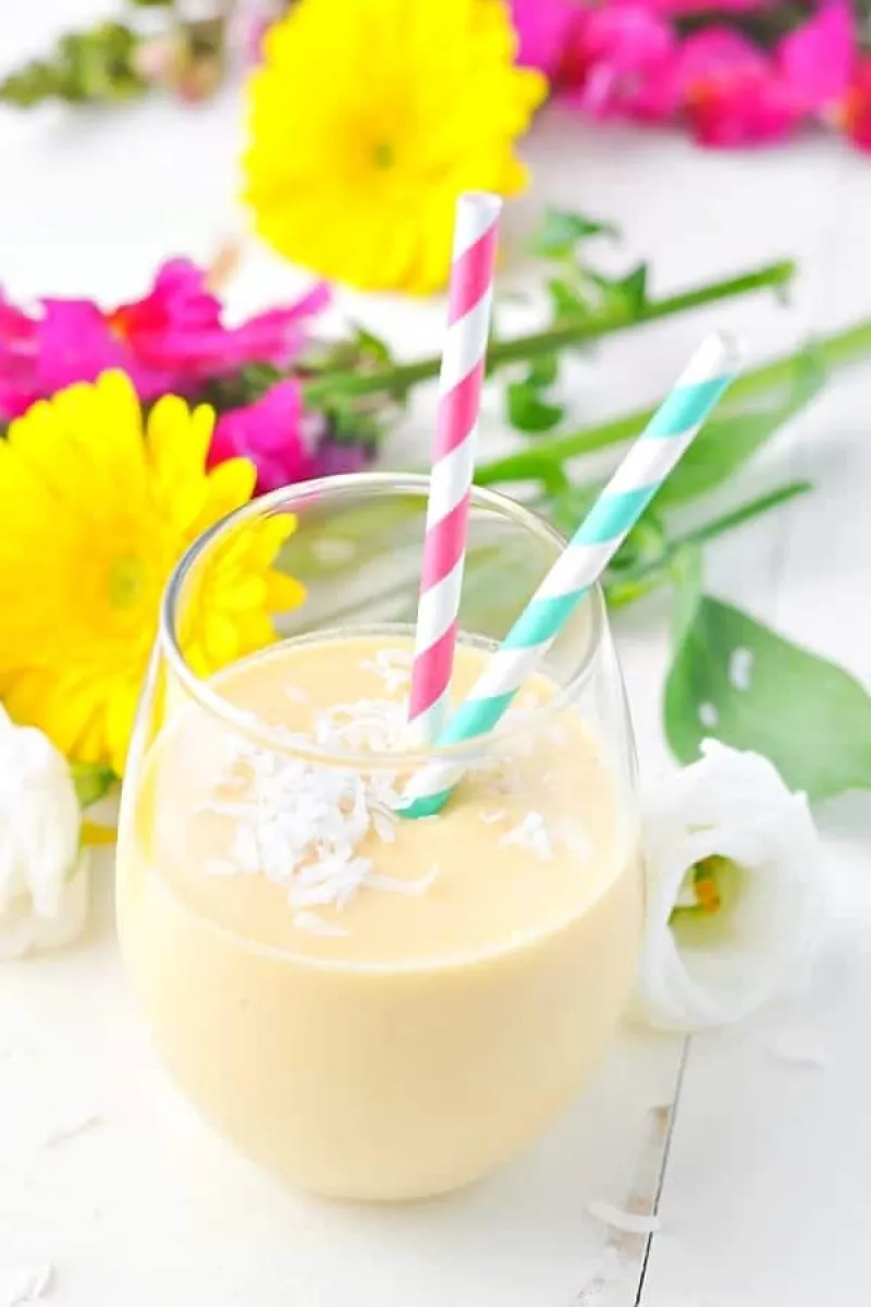 3-Ingredient Coconut Tropical Smoothie