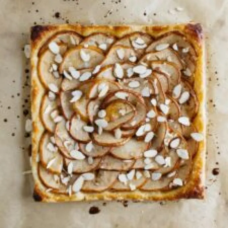 EASY PEAR TART + CINNAMON MAPLE GLAZE