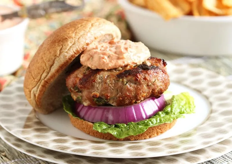 Spinach and Feta Turkey Burgers with Sun-Dried Tomato Tzatziki Sauce