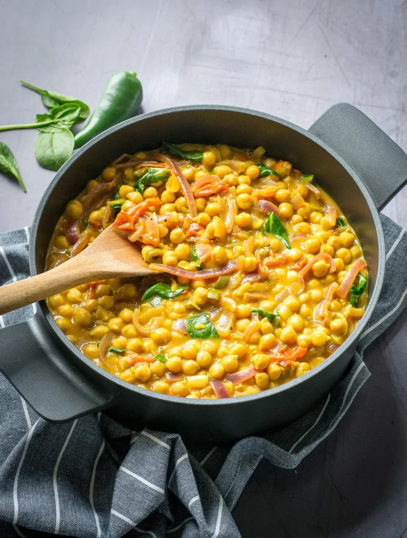 Curried Chickpeas and Spinach