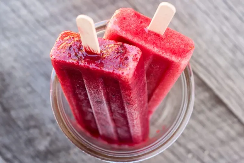 Dinosaur Egg Popsicles and other wonders of summer