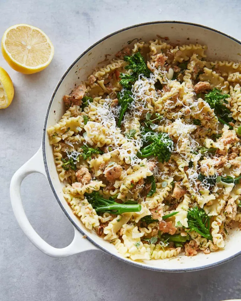 Linda McCartney’s Vegetarian Fennel Sausage & Broccoli Pasta