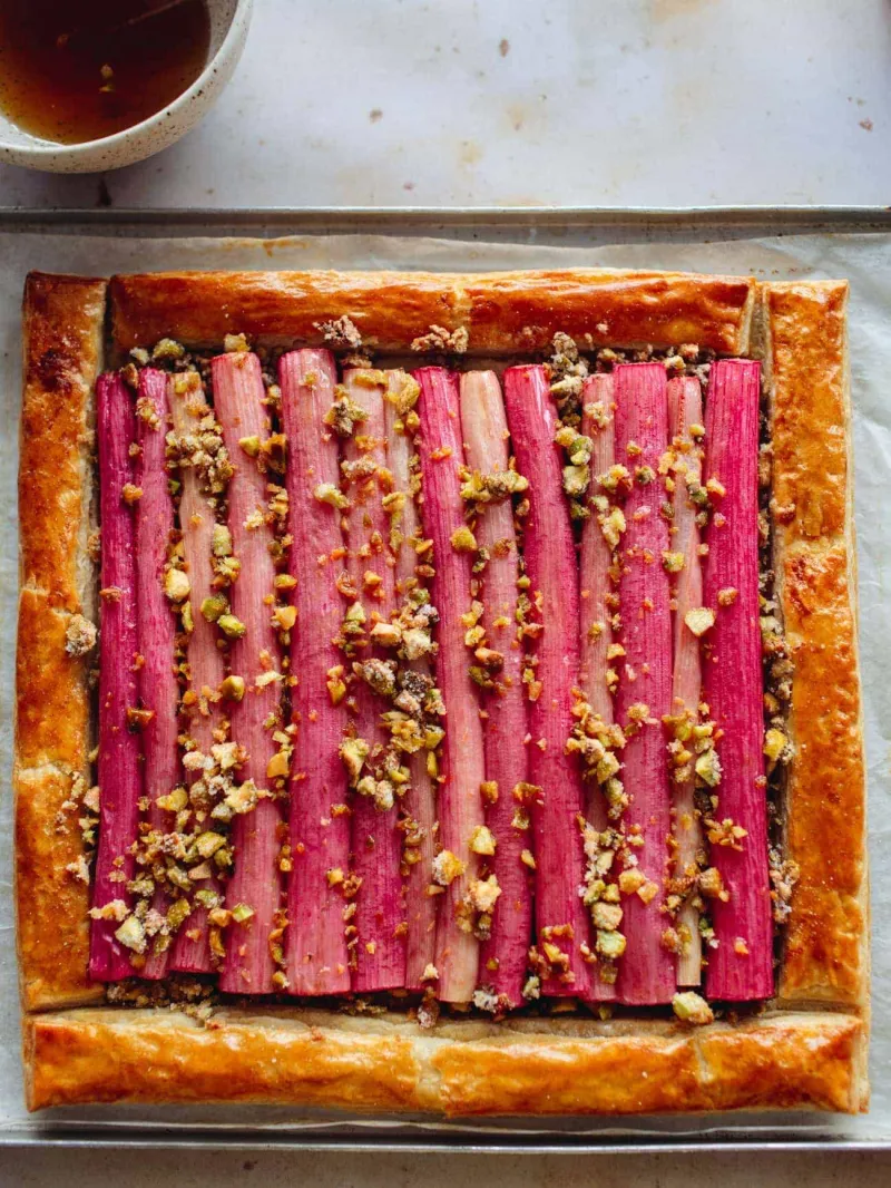 Simple Rhubarb Tart