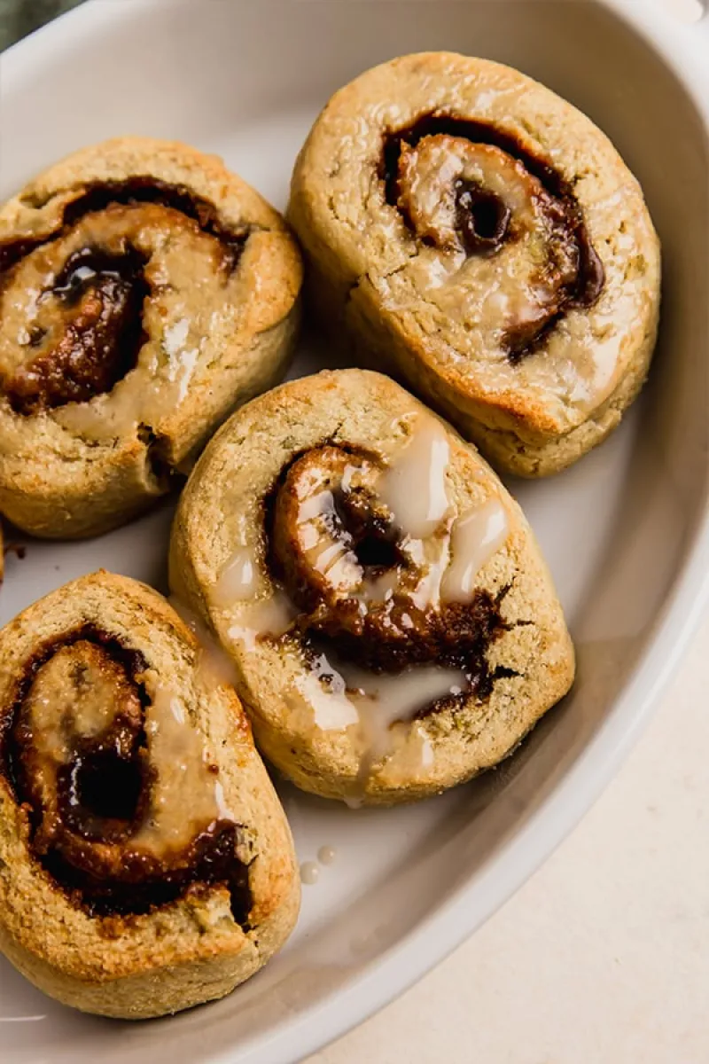 AIP Gingerbread Cinnamon Rolls