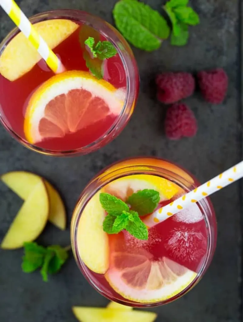 Raspberry Peach Lemonade