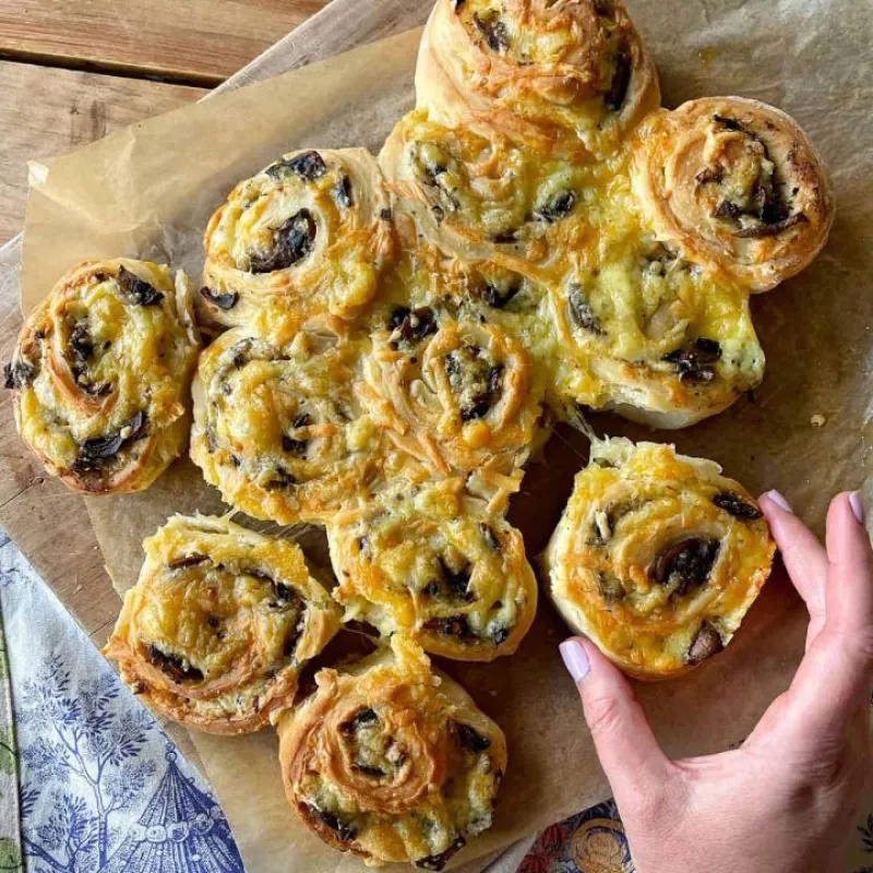 Mushroom Pull Apart Loaf