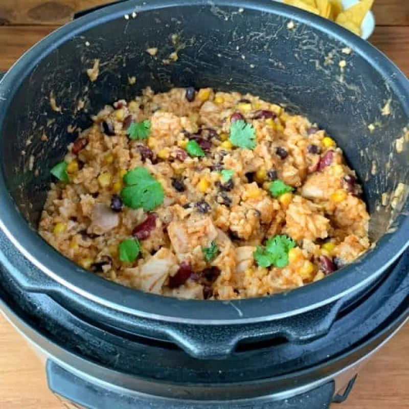 Multi Cooker Mexican Chicken and rice 
