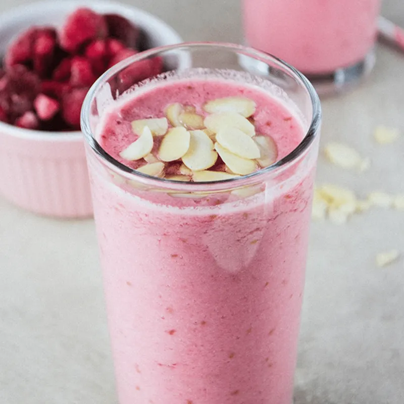 Raspberry Bakewell Smoothie