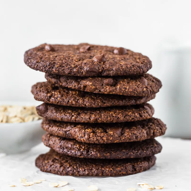 Oat Flour Chocolate Chip Cookies 
