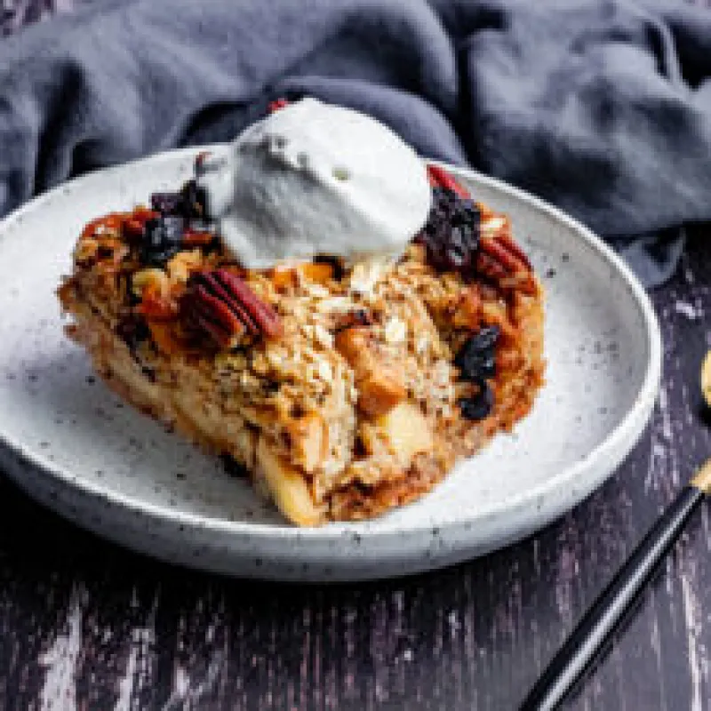 Vegan Apple Pie Baked Oatmeal